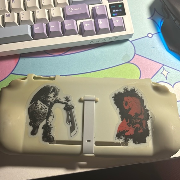 Nintendo switch lite case and joycon covers - Picture 1 of 3